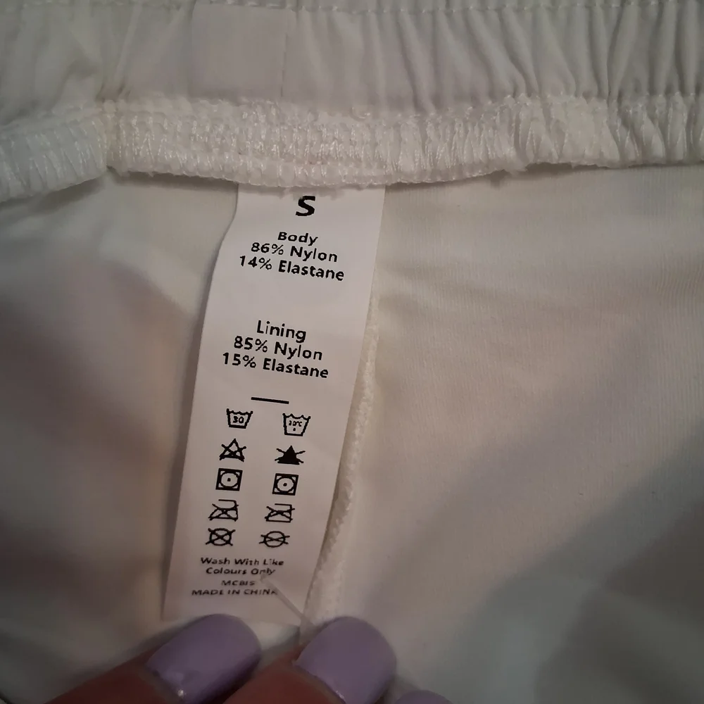 HALARA White Belted Athletic Shorts NWT Size S | High Rise Casual Chic